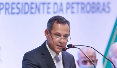 Presidente da Petrobras pede demissão menos de três meses no cargo e polêmica de preço de combustíveis