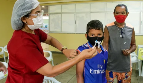 Covid-19: confira pontos de vacinação para adultos e crianças nesta sexta-feira, em Manaus