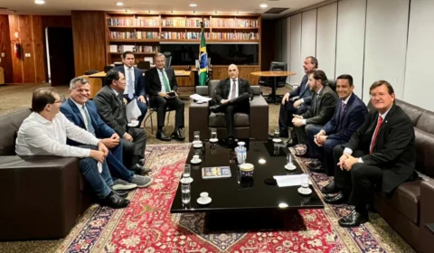 Bancada do AM se reúne com Alexandre de Moraes para discutir ADI contra decretos que prejudicam a Zona Franca de Manaus