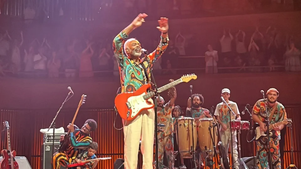 Gilberto Gil reclama de instrumentos ‘perdidos’ em turnê e Air France responde