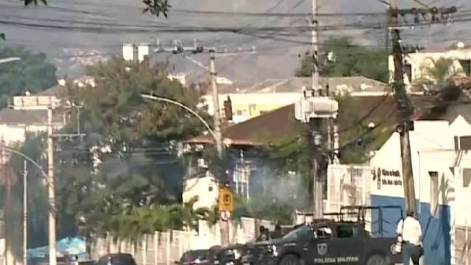Sobe para 19 o número de mortos no Complexo do Alemão, no RJ