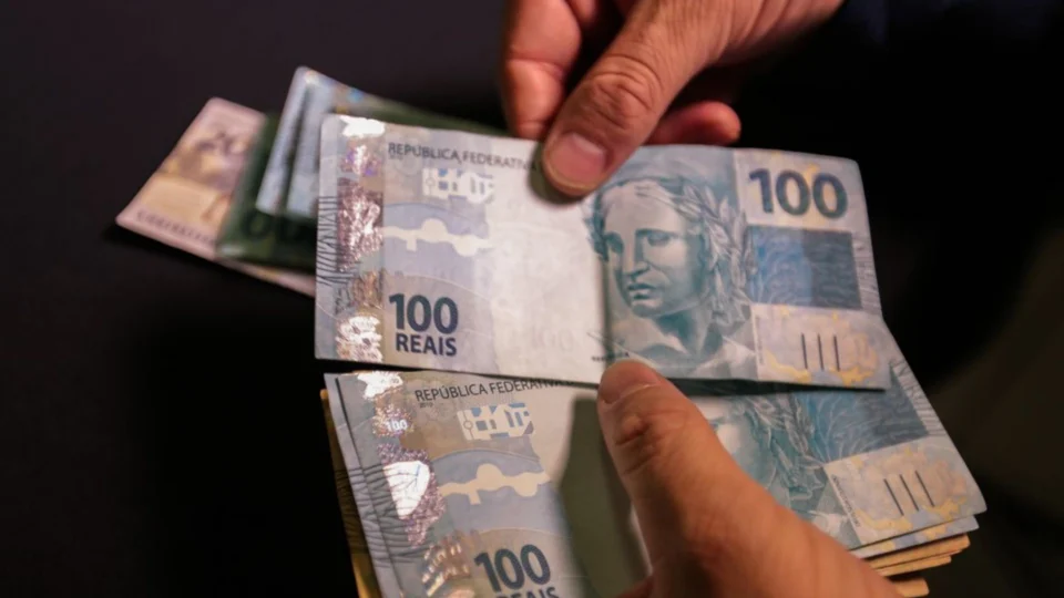 Inicia nesta quinta-feira pagamento do 13º salário de servidores do AM