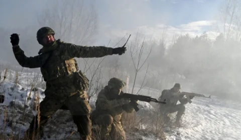 Rússia ataca depósito de armas enviadas pelo Ocidente à Ucrânia