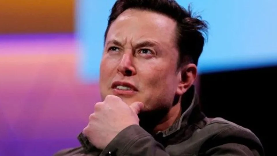 Elon Musk ameaça abandonar compra do Twitter, diz jornal