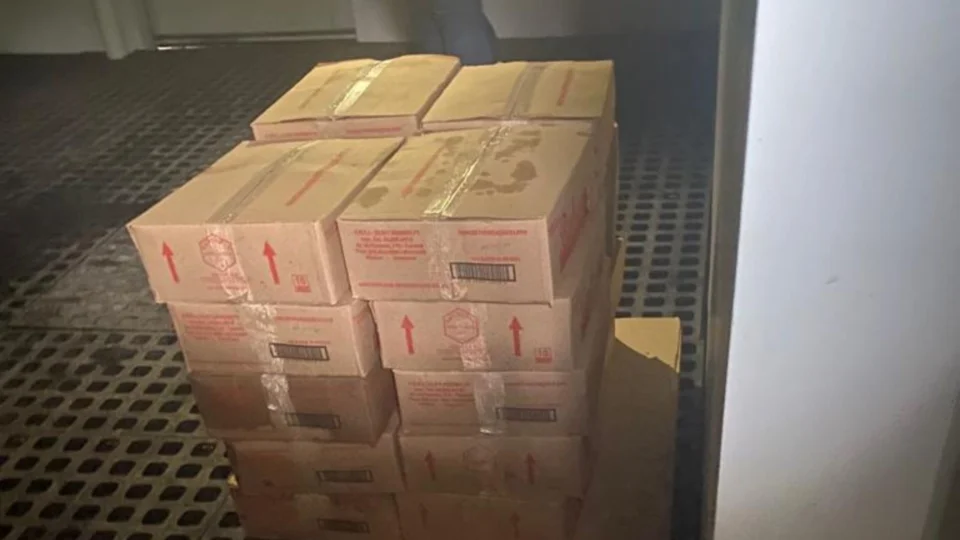 Fiscalização apreende 2,4 toneladas de manteiga produzida de forma irregular na Zona Oeste de Manaus