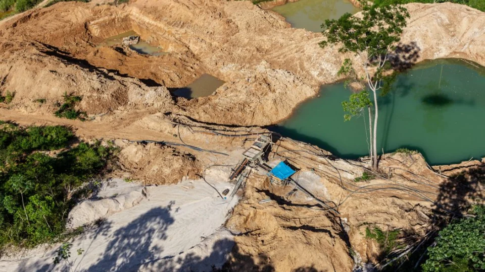 MPF pede suspensão de garimpos liberados pelo governo Bolsonaro em terras indígenas do Amazonas