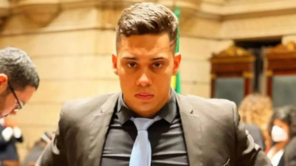 Gabriel Monteiro tem mandato de vereador cassado no Rio de Janeiro
