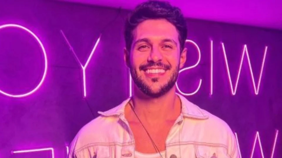 Rodrigo Mussi, ex-participante de reality, sofre acidente grave em SP e tem traumatismo craniano