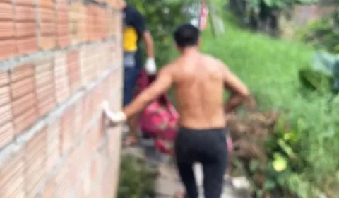 Homem é assassinado com facadas no pescoço na Zona Leste de Manaus