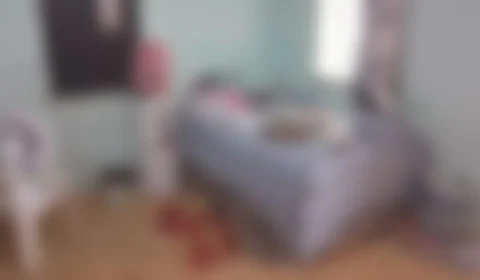 Cadeirante sobrevive a cinco tiros após ter casa invadida por pistoleiros, em Manaus