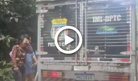 VÍDEO: adolescente morre eletrocutada após cair de moto por cima de fio na Zona Norte de Manaus