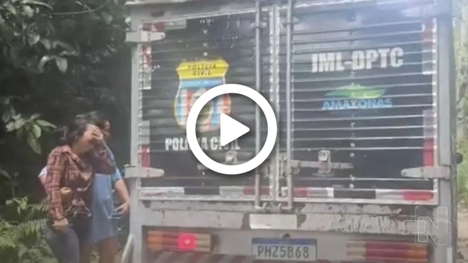 VÍDEO: adolescente morre eletrocutada após cair de moto por cima de fio na Zona Norte de Manaus