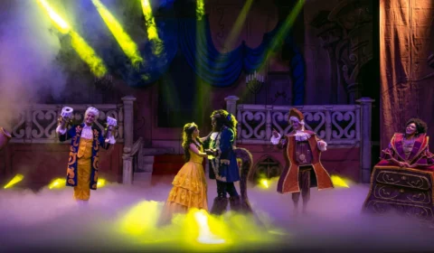 Espetáculo musical ‘A Bela e a Fera’ traz magia dos contos de fadas para Manaus 