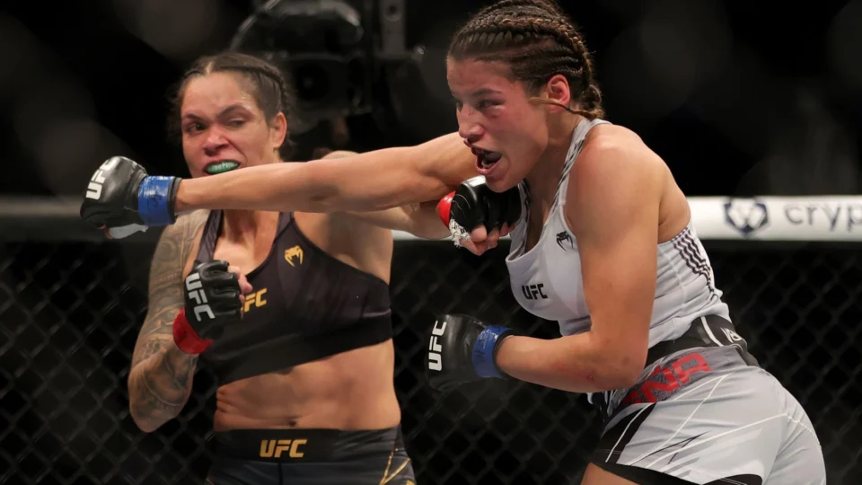 Amanda Nunes retorna ao topo do ranking peso por peso feminino antes ocupado por Valentina Shevchenko