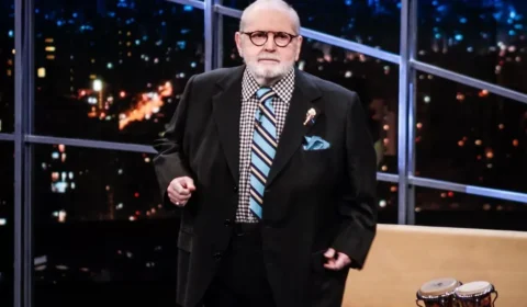 Corpo de Jô Soares é cremado na presença da família e amigos em São Paulo