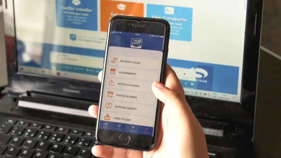 Passagem do transporte coletivo poderá ser paga pelo celular em Manaus