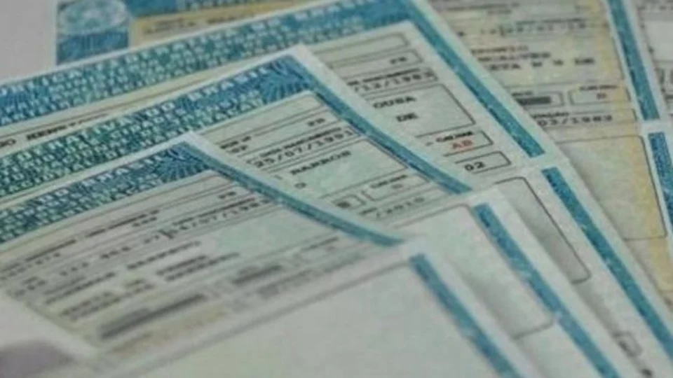 Detran Amazonas suspenderá emissões de CNH na próxima terça-feira (31/05)