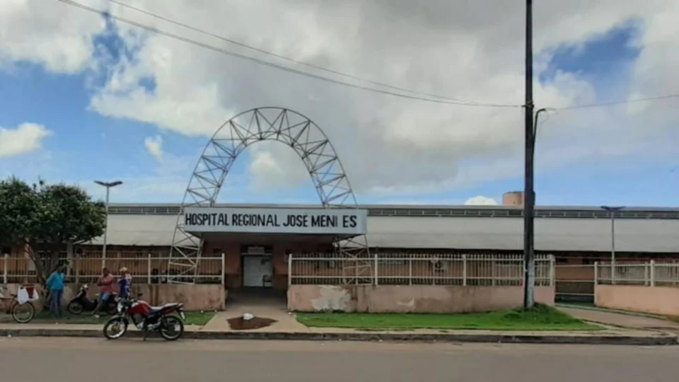 Mulher é esfaqueada pela companheira durante briga em bar em Itacoatiara-AM