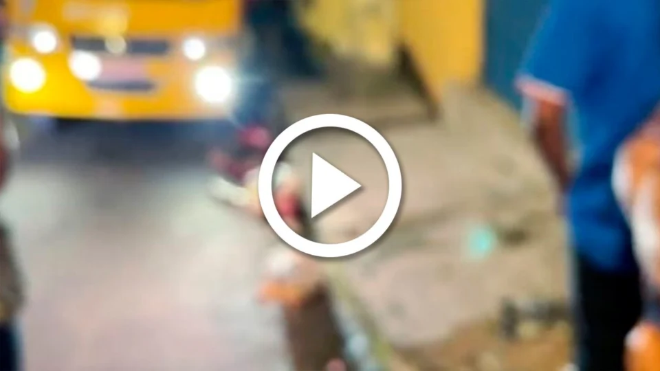 VÍDEO: suspeito de assalto a ônibus é espancado na Zona Leste de Manaus