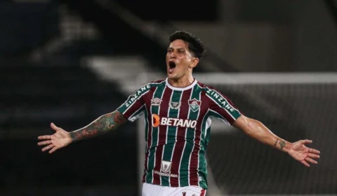 Com golaço de cano, Fluminense bate Atlético/MG por 5 a 3 pelo Brasileirão