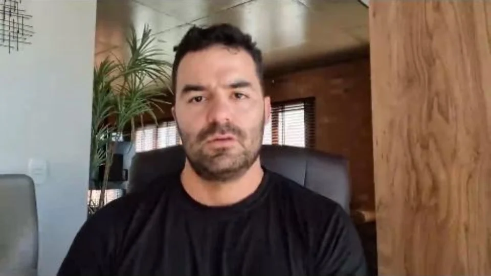 Conselho de Ética aprova por unanimidade cassação do mandato do deputado Arthur do Val em São Paulo