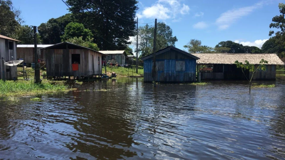Autazes, no AM, decreta situação de emergência por conta da cheia dos rios Autaz-Açú e Madeira