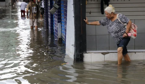 Sobe para 20 o número de mortos por temporal no Rio de Janeiro