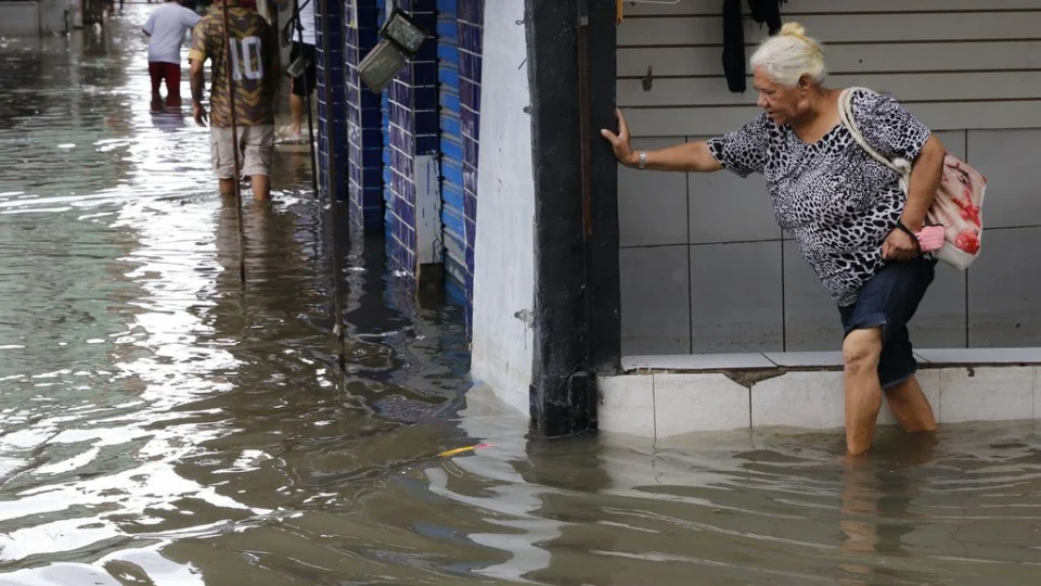 Sobe para 20 o número de mortos por temporal no Rio de Janeiro