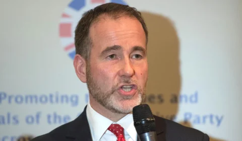 Aliado do primeiro-ministro Boris Jonhson é acusado de assédio sexual