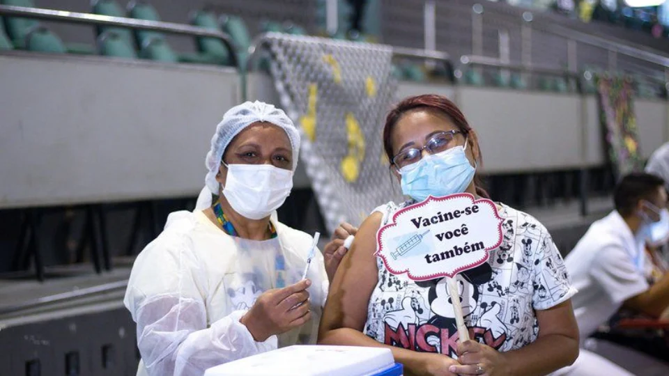 Vacinação contra a gripe é ampliada a partir deste sábado em todo Brasil