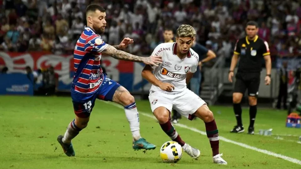 Fluminense sofre pra empatar em 2 a 2 com Fortaleza mas garante vaga na semifinal da Copa do Brasil