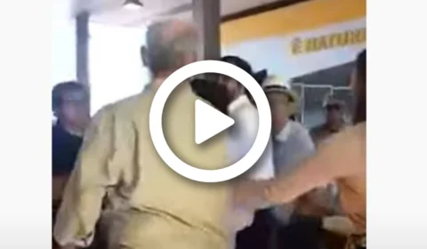 VÍDEO: ao ser vaiado e xingado, Ciro Gomes agride apoiador de Bolsonaro em evento no  interior de São Paulo