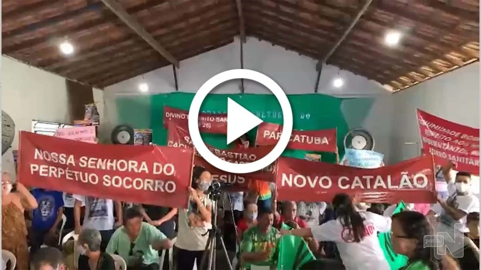VÍDEO: baderneiros acabam com audiência pública sobre aterro sanitário em Iranduba, no AM