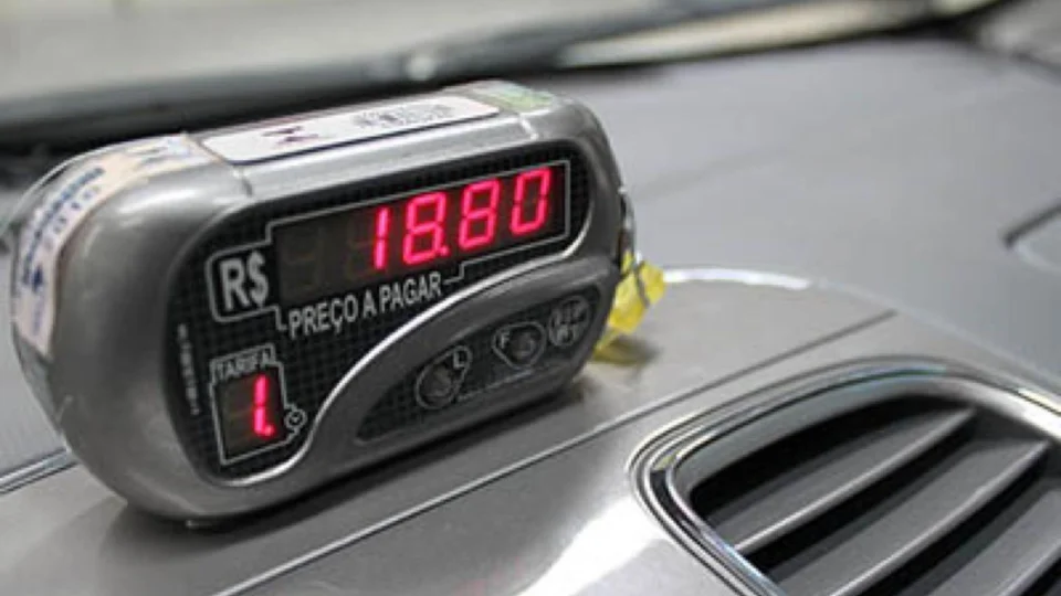 Em Manaus, tarifa dos taxímetros começa a mudar nesta segunda-feira