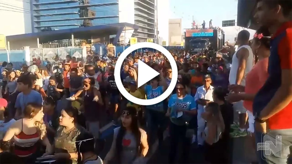 VÍDEO: ‘Marcha para Jesus’ altera trânsito em Manaus