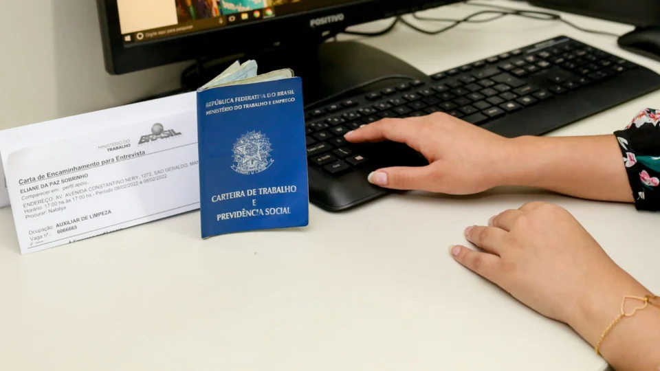 No AM, Sines ofertam 483 vagas de emprego nesta terça-feira