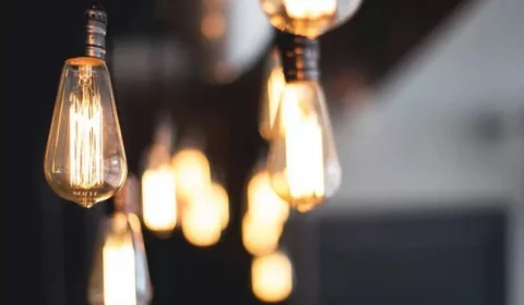 Aneel aciona ‘Bandeira Verde’ para impedir cobrança extra na conta de luz em junho