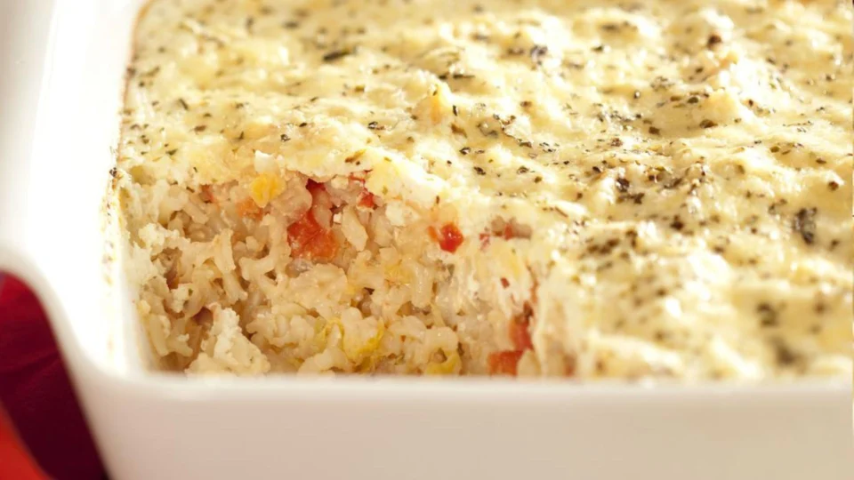 RECEITA FÁCIL: aprenda a fazer arroz integral de forno