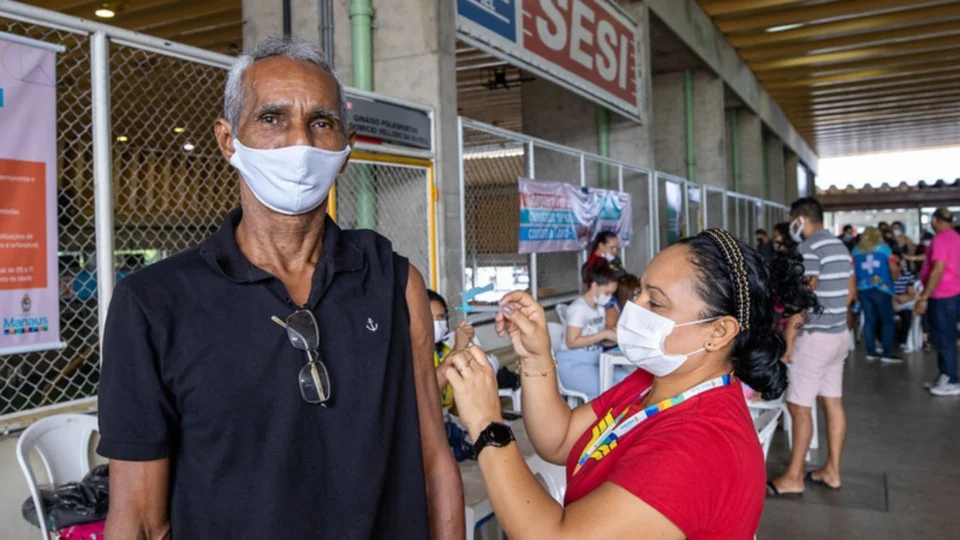 Confira os pontos de vacinação contra Covid-19 nesta quinta-feira em Manaus