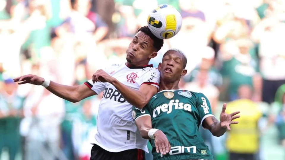 Palmeiras e Flamengo fazem jogaço mas ficam no empate de 1 a 1 pelo Brasileirão