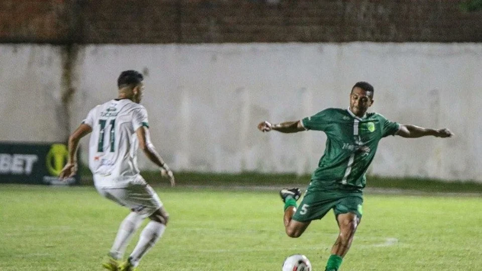 Manaus FC impõe jogo, vence Floresta por 1 a 0 e assume vice-liderança da Série C do Brasileiro