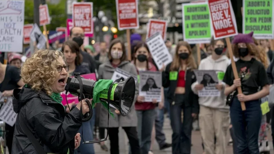 Suprema Corte dos Estados Unidos derruba direito ao aborto legal no país
