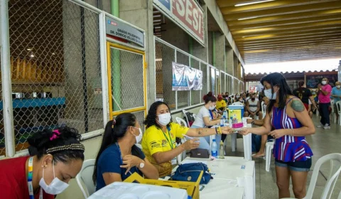 Mais de 700 mil pessoas em Manaus estão com terceira dose da vacina contra Covid atrasada
