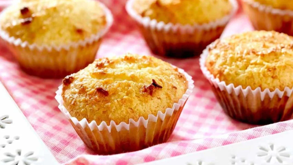 Receita Fácil: aprenda a fazer queijadinha