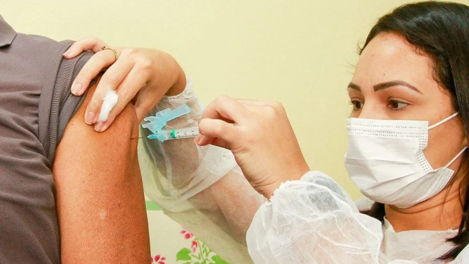 Confira os pontos de vacinação contra Influenza e Sarampo neste sábado, em Manaus