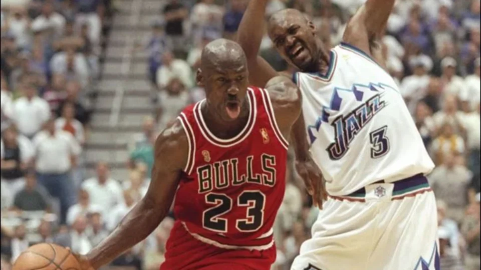 Camisa do astro da NBA Michael Jordan vai ser vendida em Londres por R$ 25 milhões