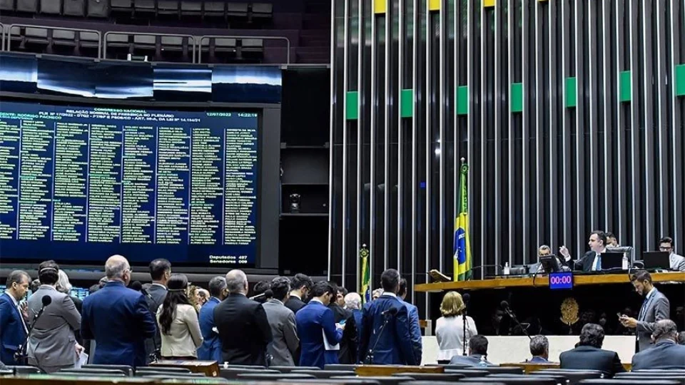 Medida Provisória autoriza governo adiar repasses das leis Paulo Gustavo e Aldir Blanc 2