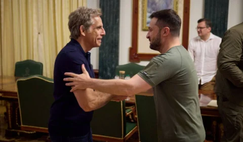Em visita a Ucrânia, ator Ben Stiller chama Zelenski de ‘herói’