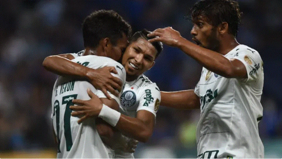 Palmeiras surpreende, bate Emelec por 3 a 1 e dispara na liderança do Grupo A da Libertadores da América
