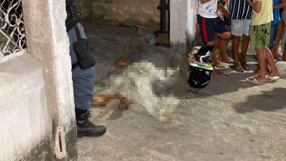 Homem é executado com tiros por ‘justiceiro’ na Zona Leste de Manaus
